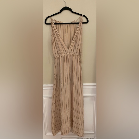 Striped High Low Jumpsuit - Picture 8 of 9